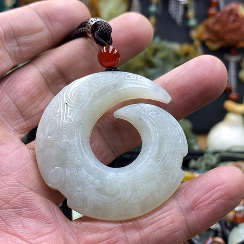 【闪购商品】蛇纹石玉未镶嵌吊坠