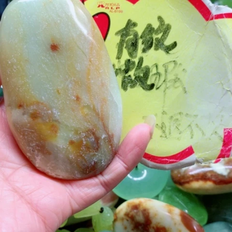 蛇纹石玉未镶嵌手把件