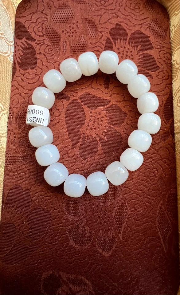 和田玉白釉来型手串