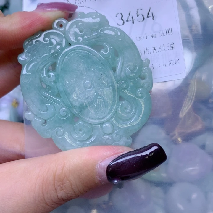 吊坠(不含链)未镶嵌翡翠