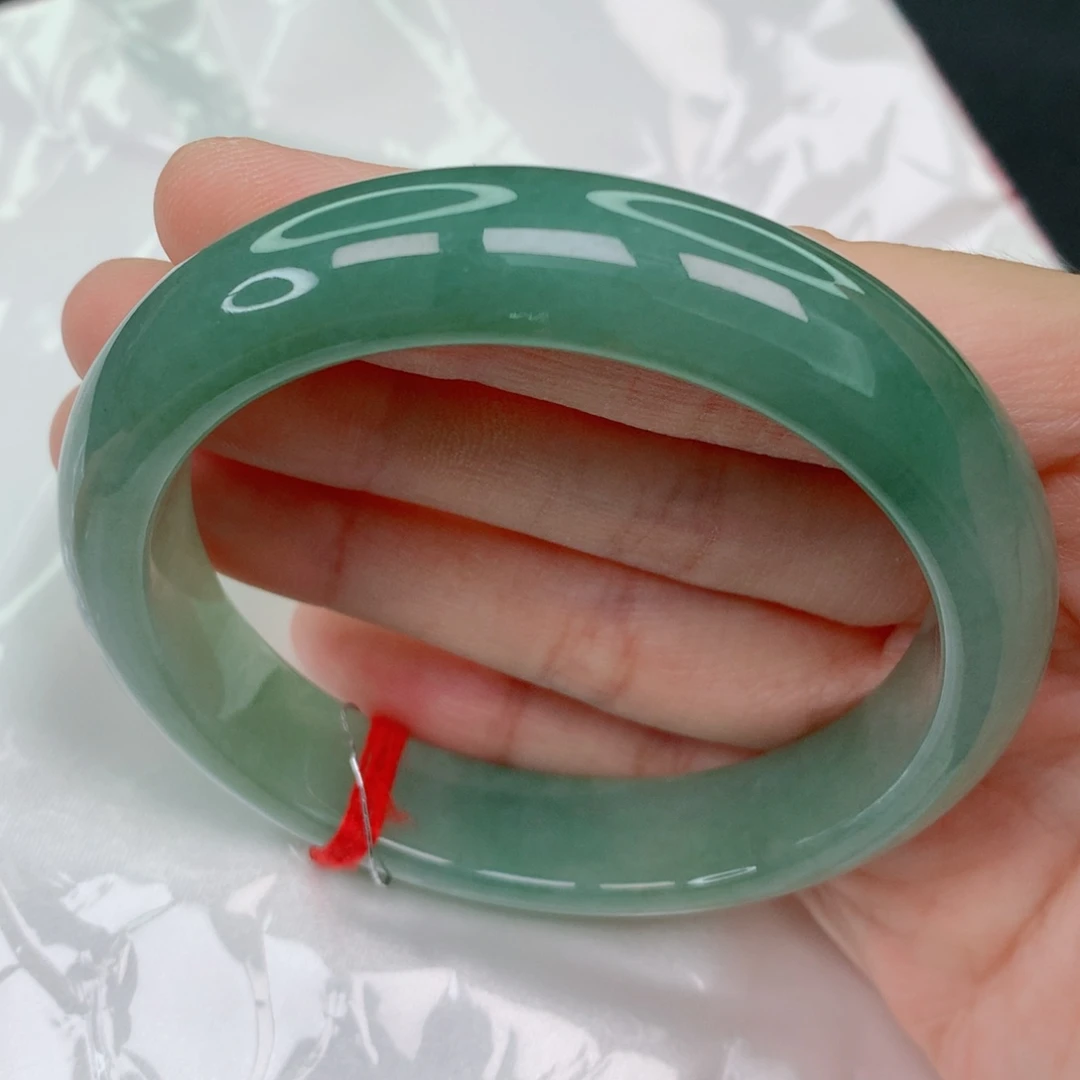 未镶嵌手镯翡翠58正圈，湖水绿，版型好，完整