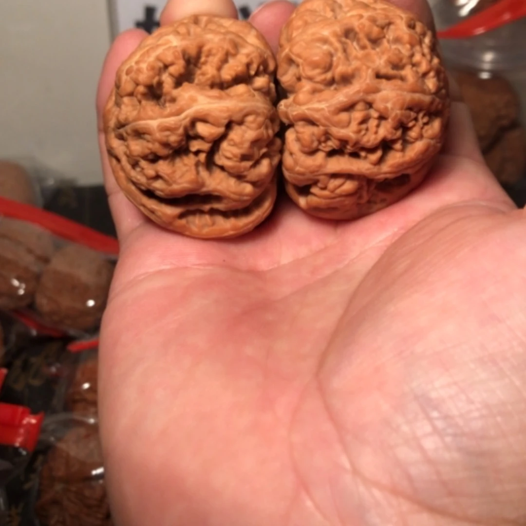 【闪购商品】文玩核桃把件大粗筋46.5