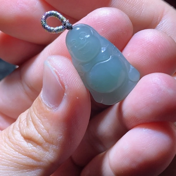 翡翠吊坠(赠链)未镶嵌