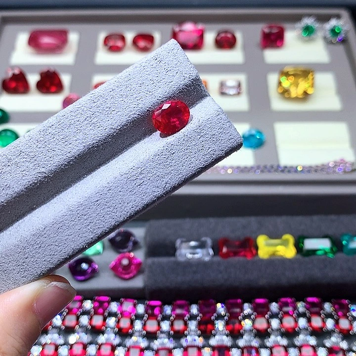 熊***姐合成（培育）红宝石耳饰银S925镶嵌