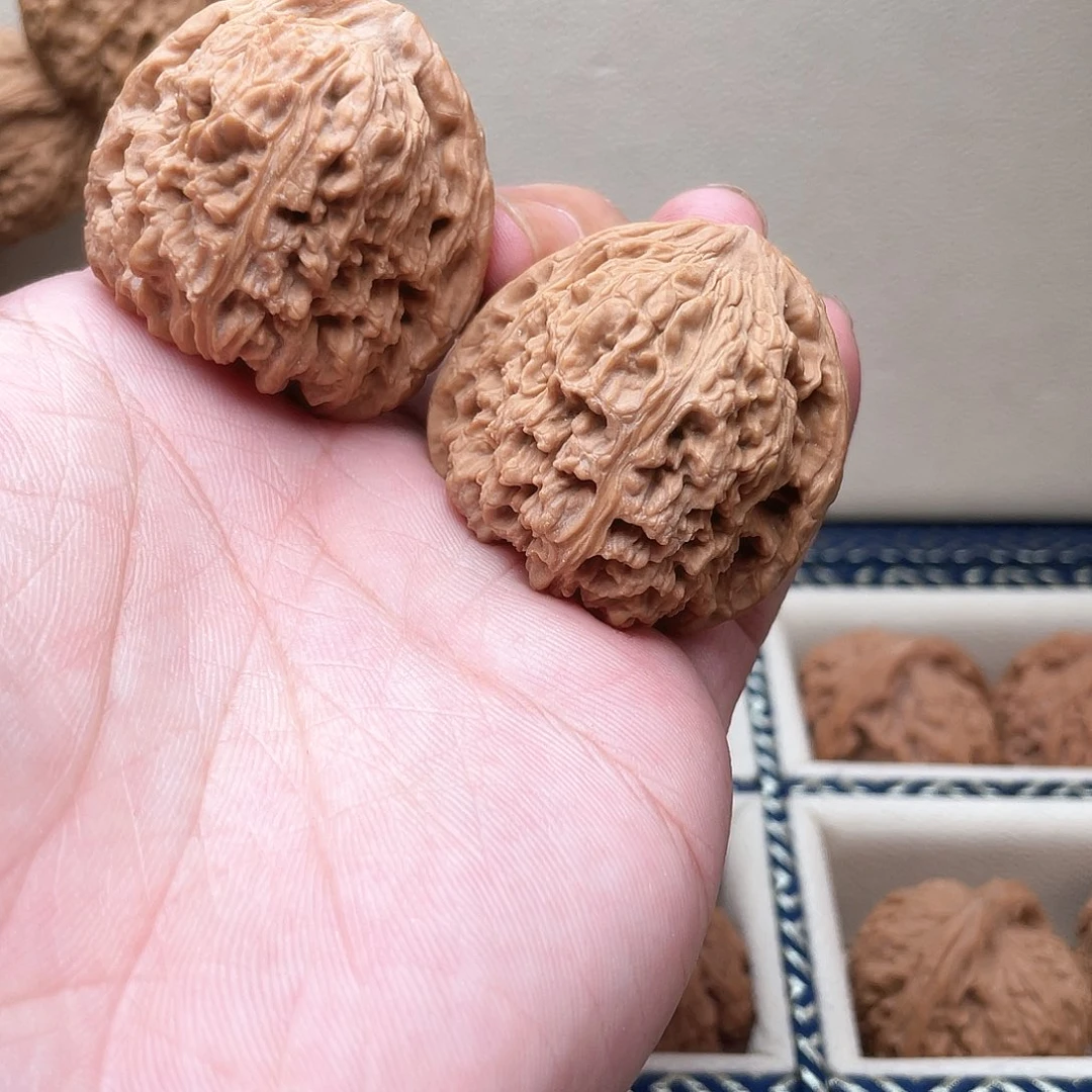 把件文玩核桃三角南疆