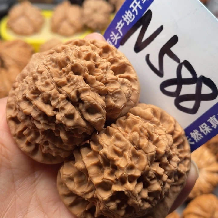 把件文玩核桃官帽52尺