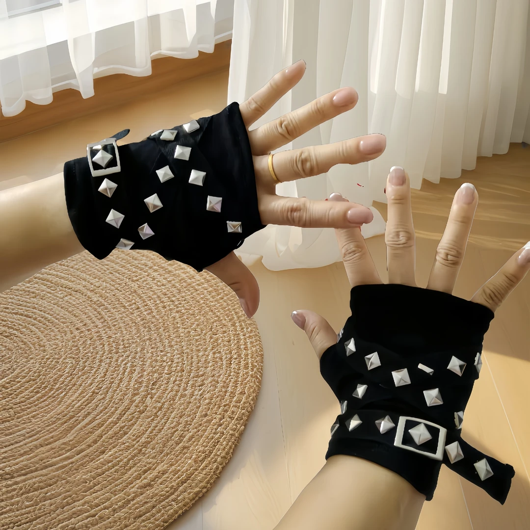 Y2K千禧辣妹铆钉绑带手套赛博朋克亚文化jk少女废土风配饰手袖cos