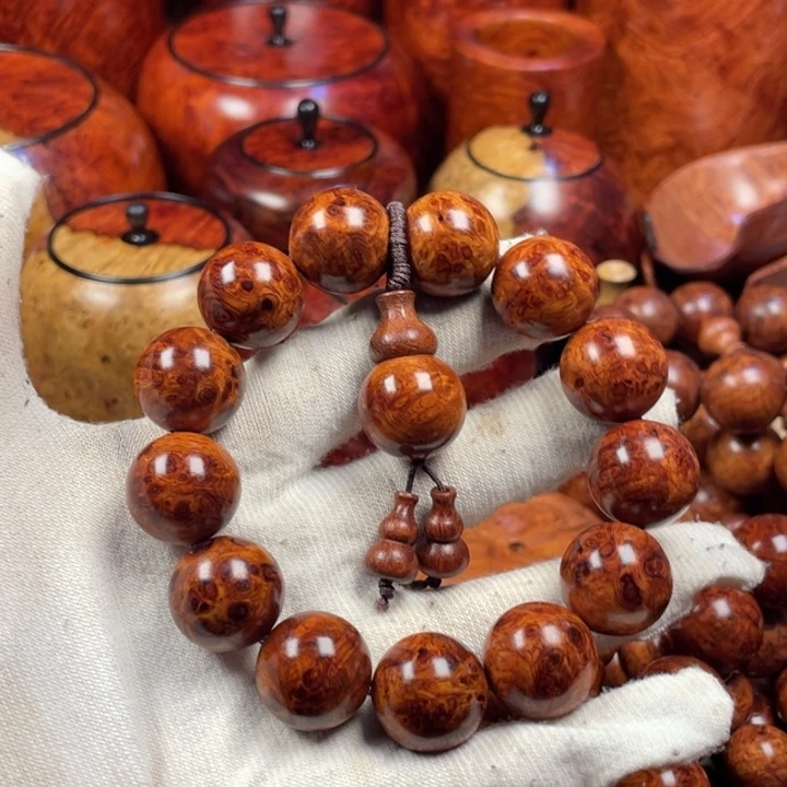 大果紫檀（缅甸花梨）弘**春