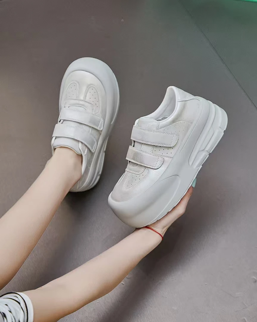 【老汉严选】25老板娘自留透气小白鞋女春季百搭时尚休闲板鞋509