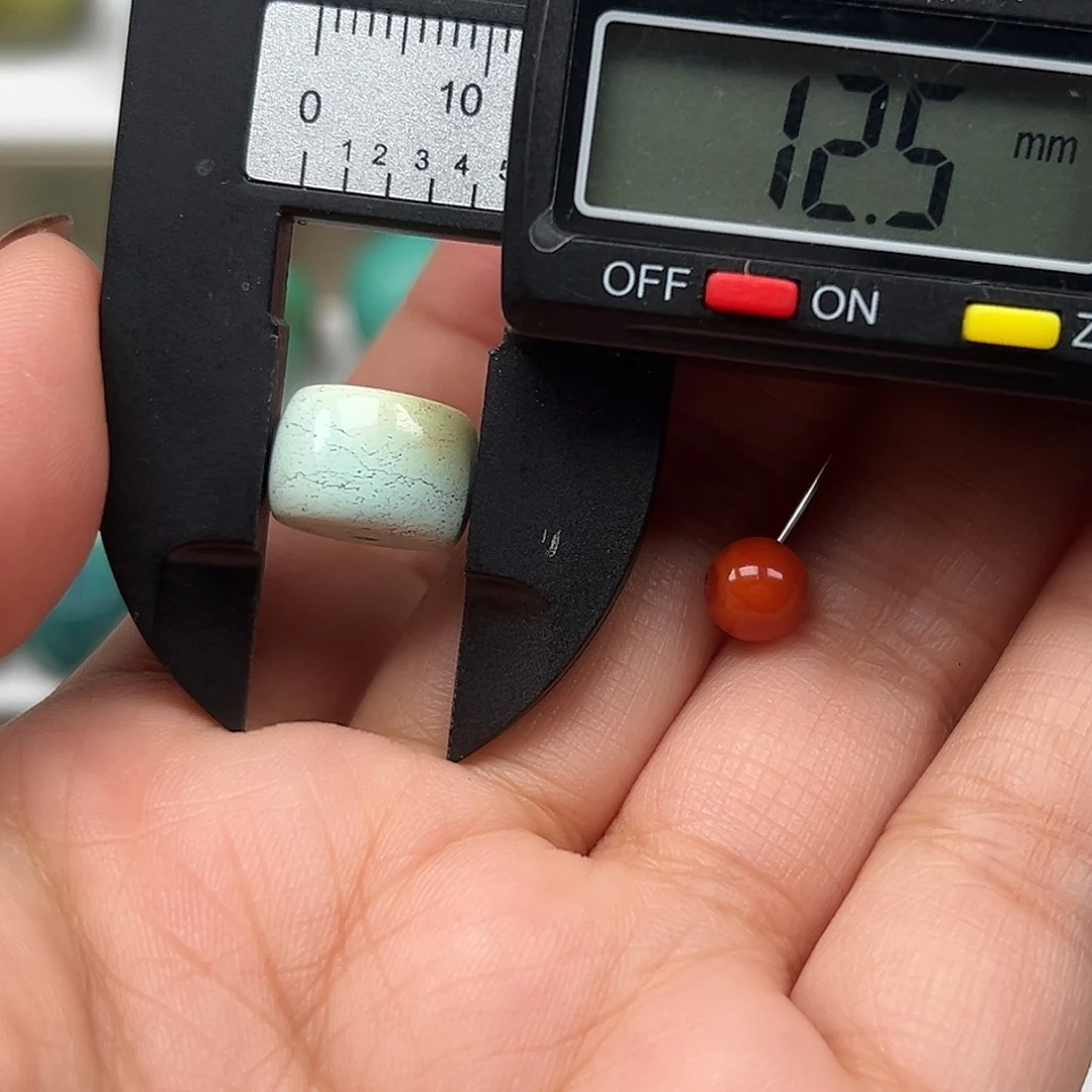 南红玛瑙未镶嵌珠宝奇石