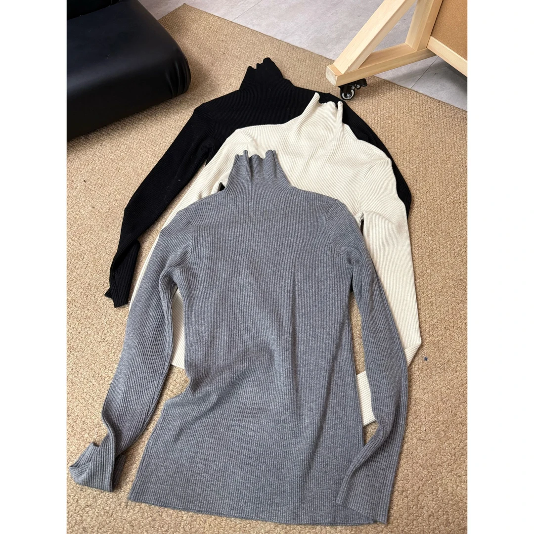 2025冬款新品【设计款  极简百搭高领竖坑条针织打底】