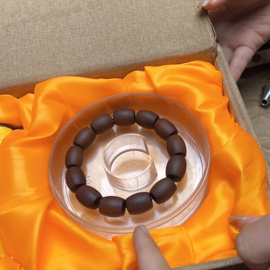 大叶紫檀（黑酸枝木类）