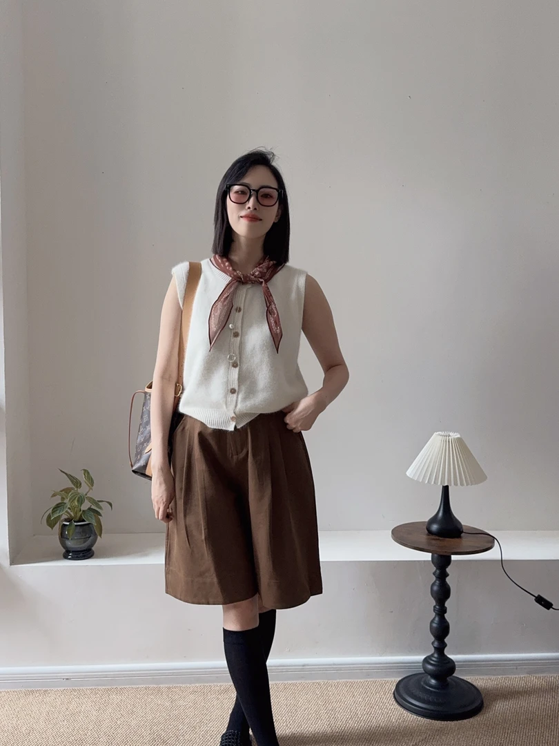 夏装清货，NO退换，偶有瑕疵，介意慎拍设计师百搭