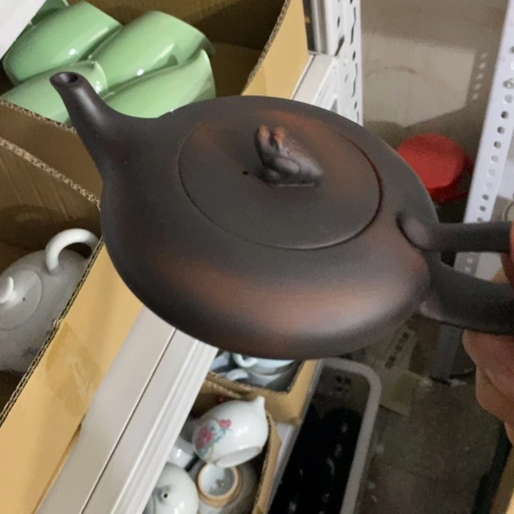 陶瓷艺术品及陶瓷壶壶