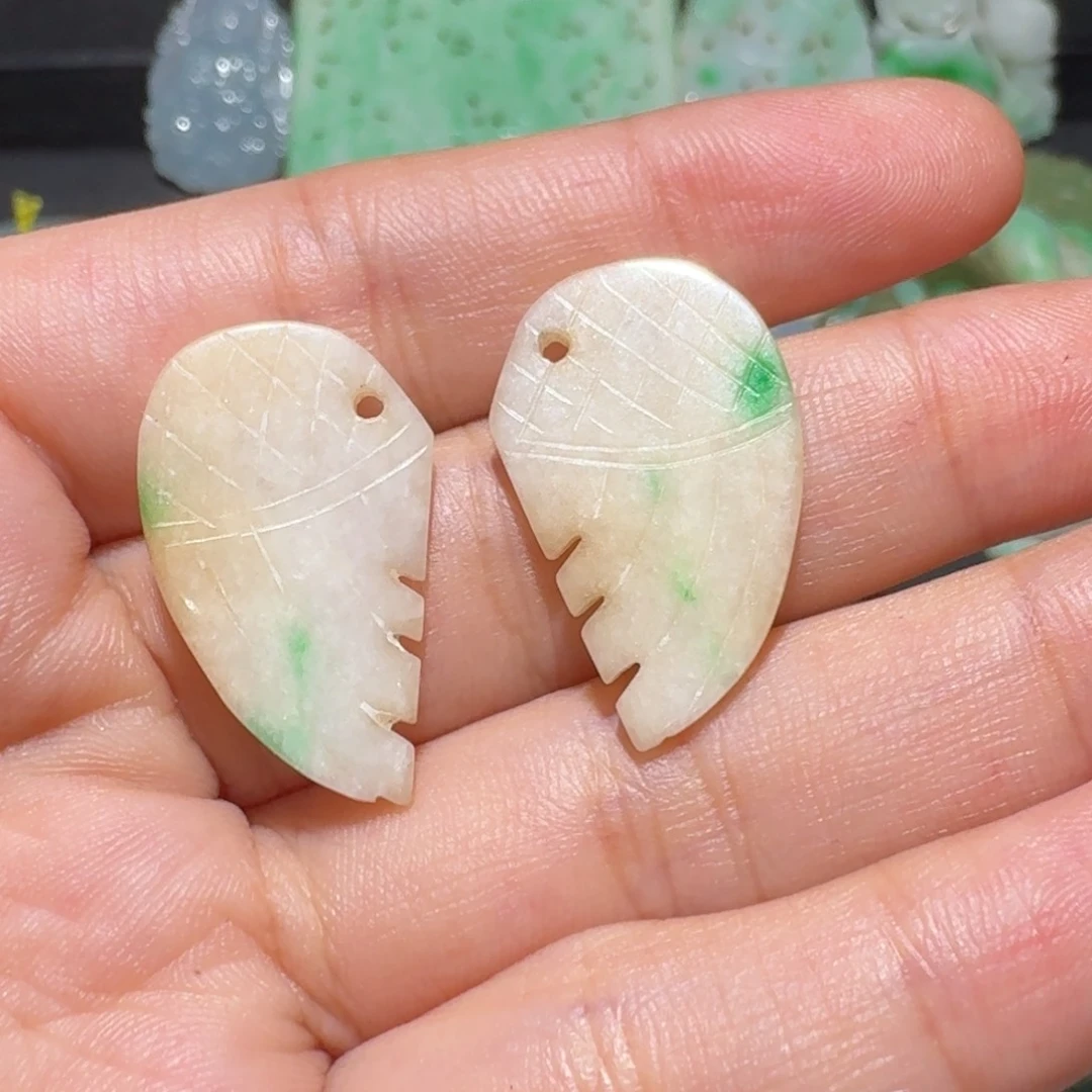 如***风翡翠未镶嵌颈饰11