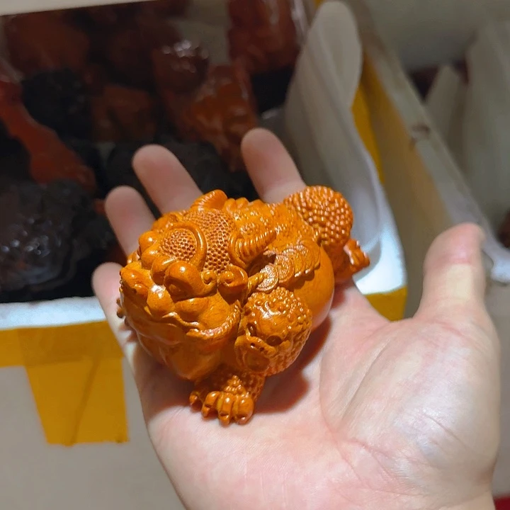 木花梨木10牛角金蟾一只