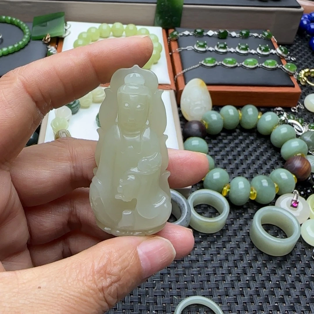 繁***锦和田玉（糖玉）未镶嵌颈饰