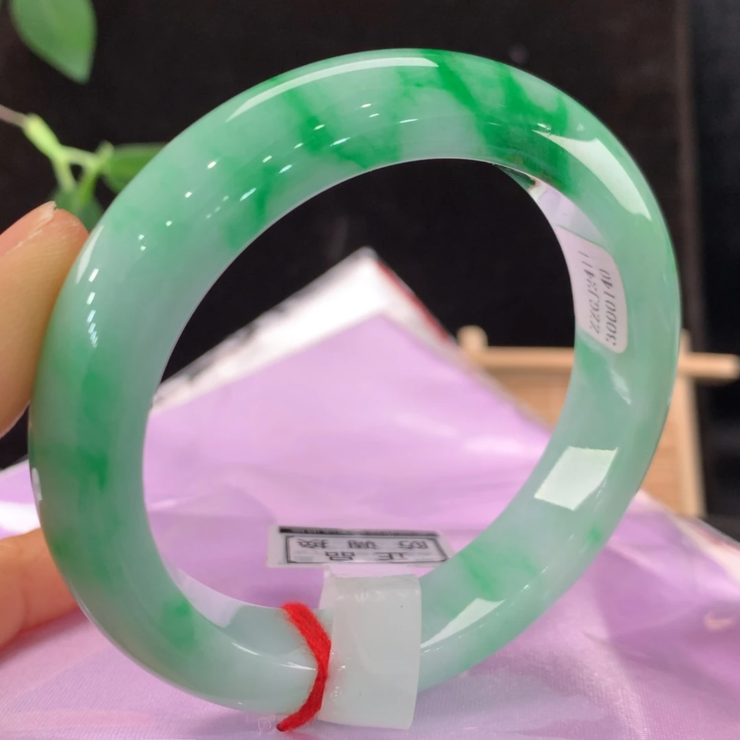 翡翠手镯未镶嵌111-0140