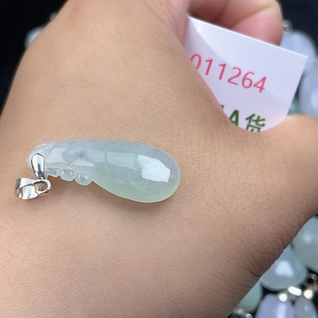 翡翠未镶嵌颈饰天然