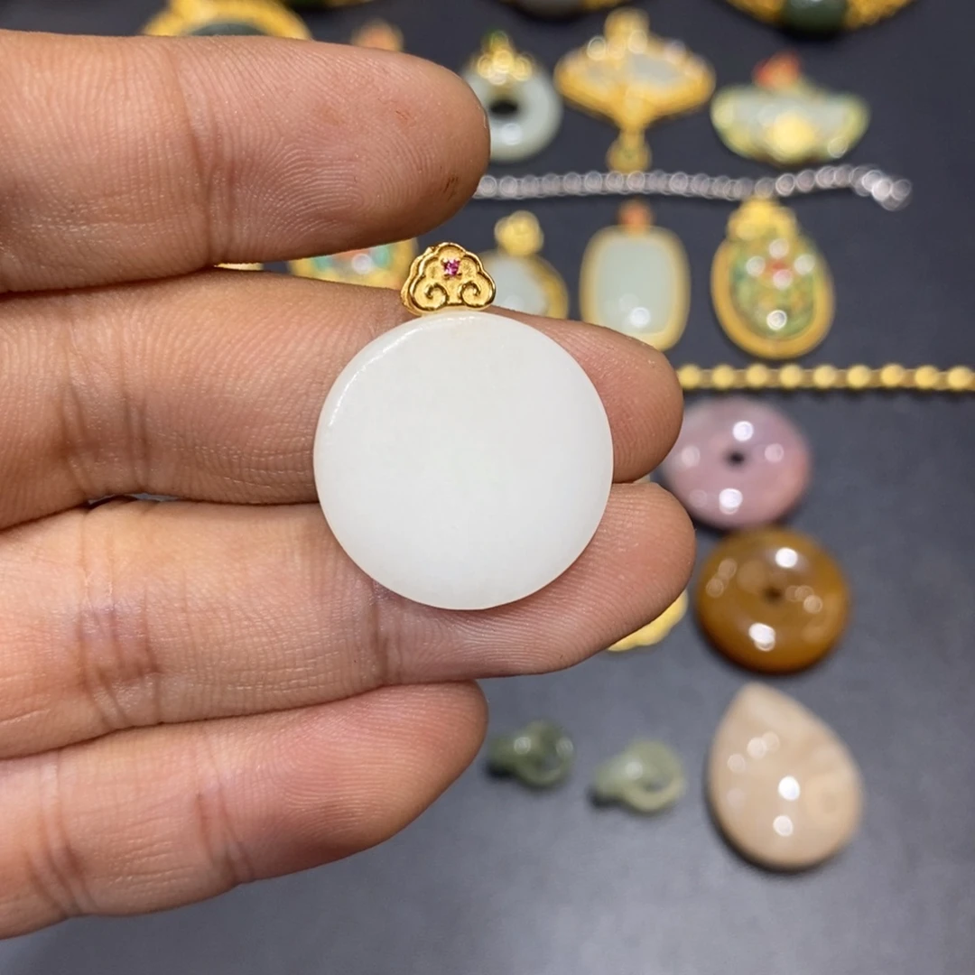 和田玉颈饰银S925镀金镶嵌