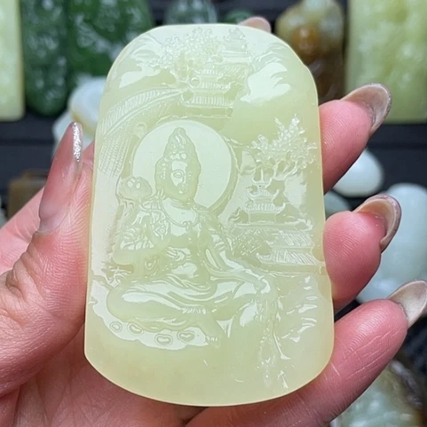 颈饰未镶嵌和田玉清**道