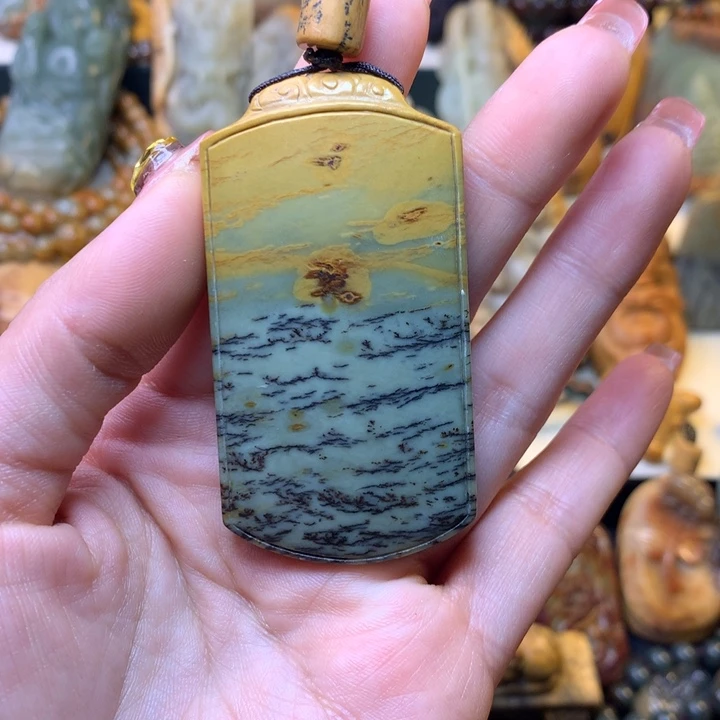 岫岩河磨玉（透闪石质玉）手链未镶嵌蒙*