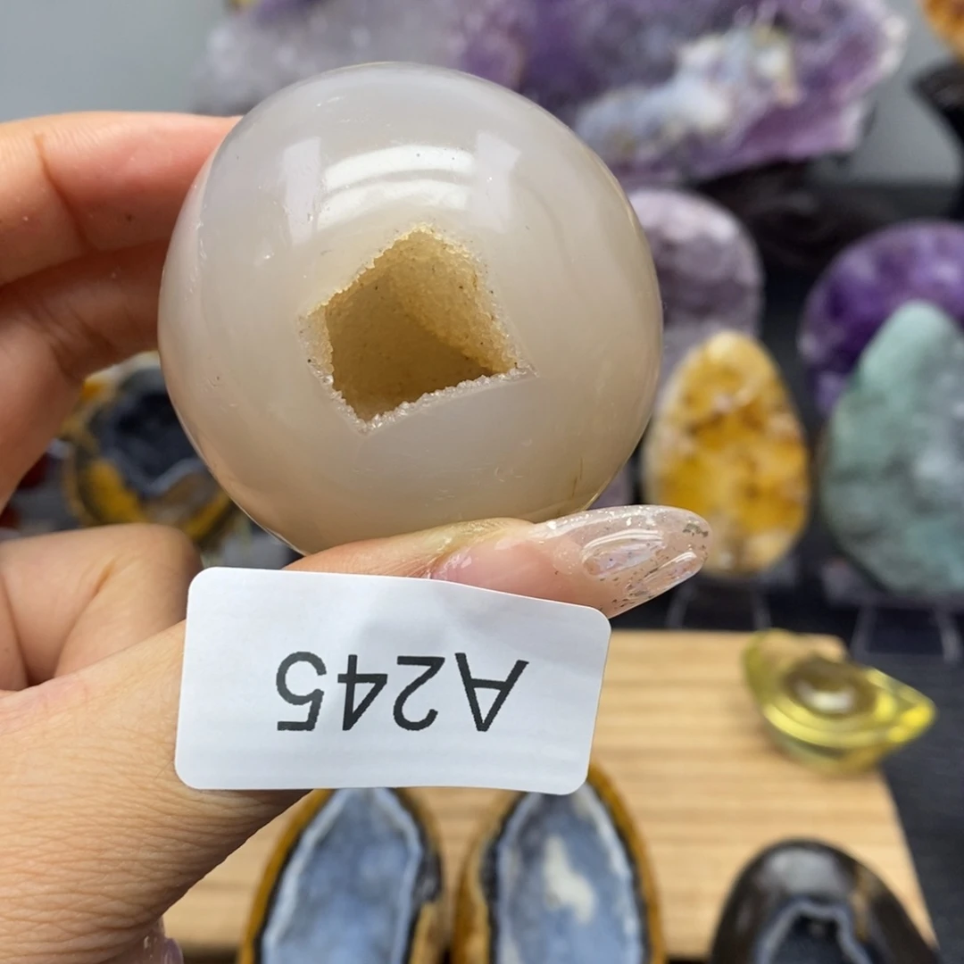 未镶嵌大型摆件（非配饰）水晶