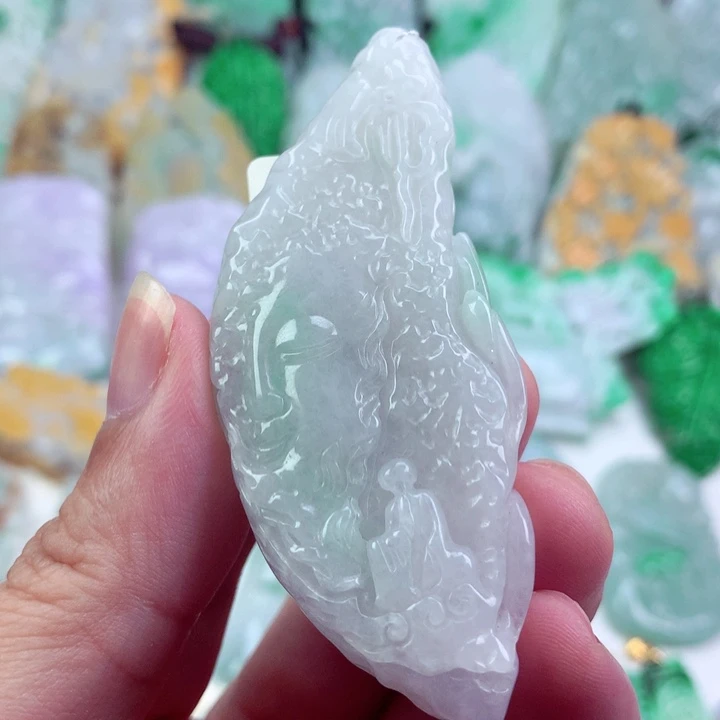 吊坠(不含链)未镶嵌翡翠
