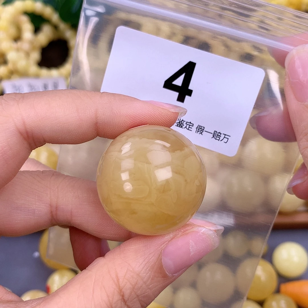 蜜蜡未镶嵌珠宝奇石30.7