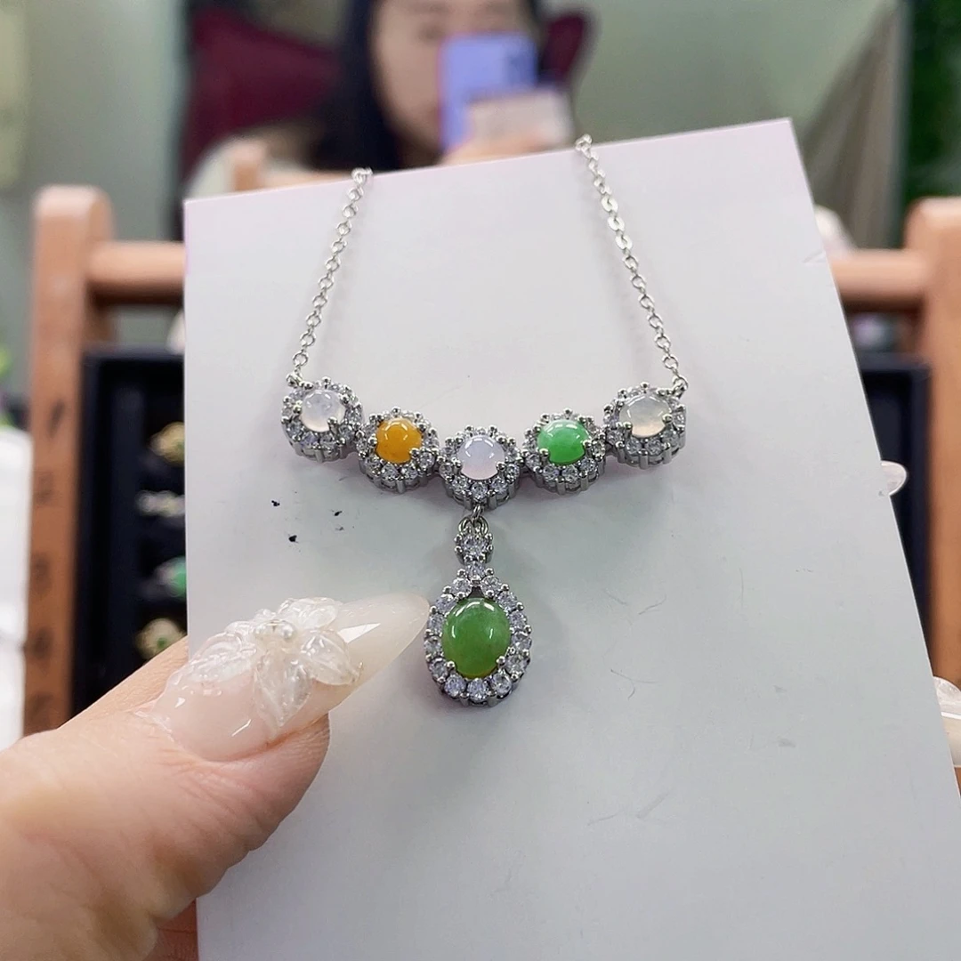 翡翠未镶嵌颈饰天然翡翠Ａ货