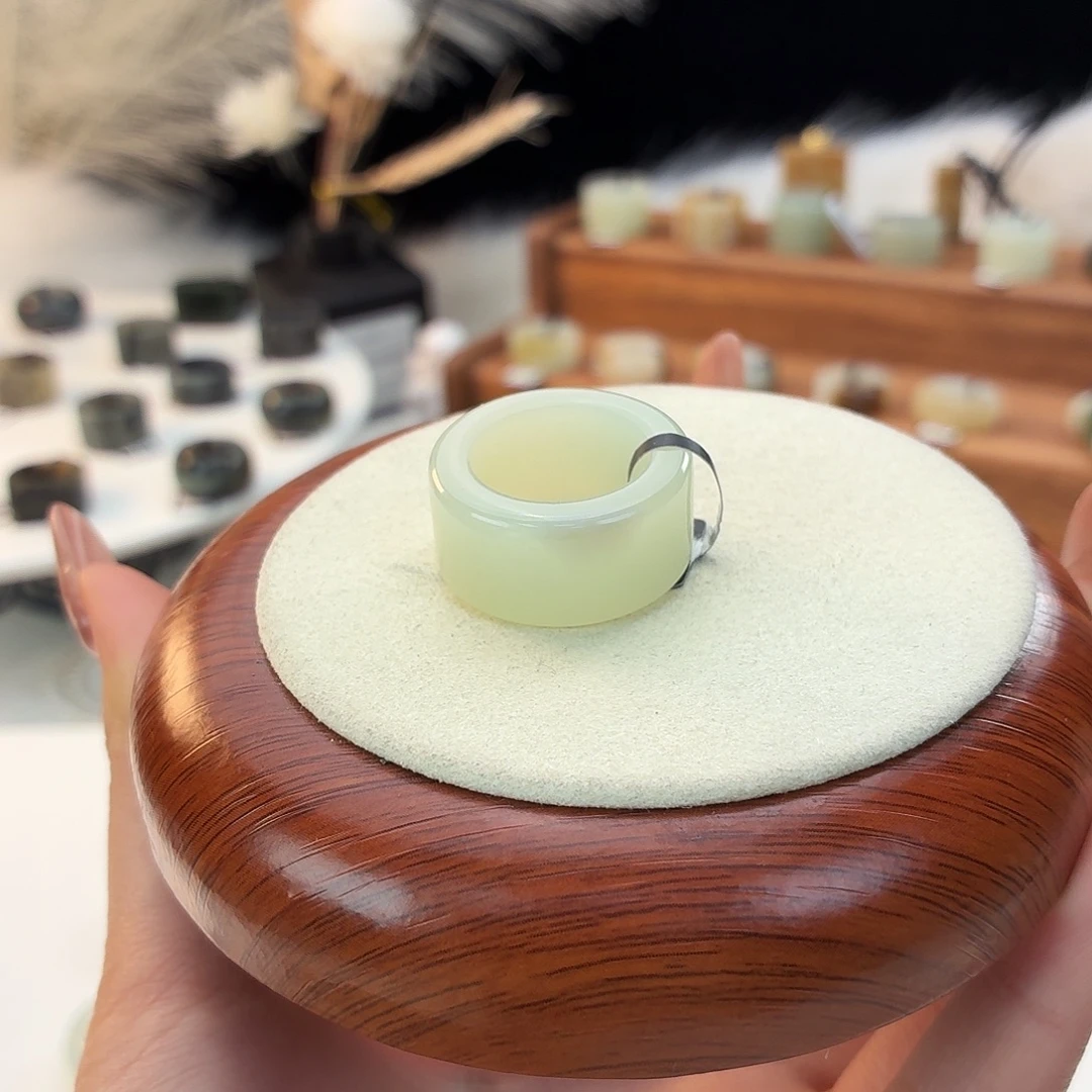 和田玉未镶嵌戒指晴水圆切17.4j24