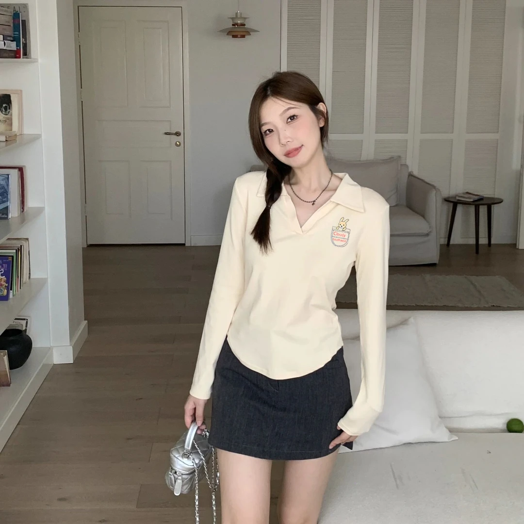 显瘦上衣洋气设计感秋季女t恤百搭修身多巴胺正肩打底长袖遮肉