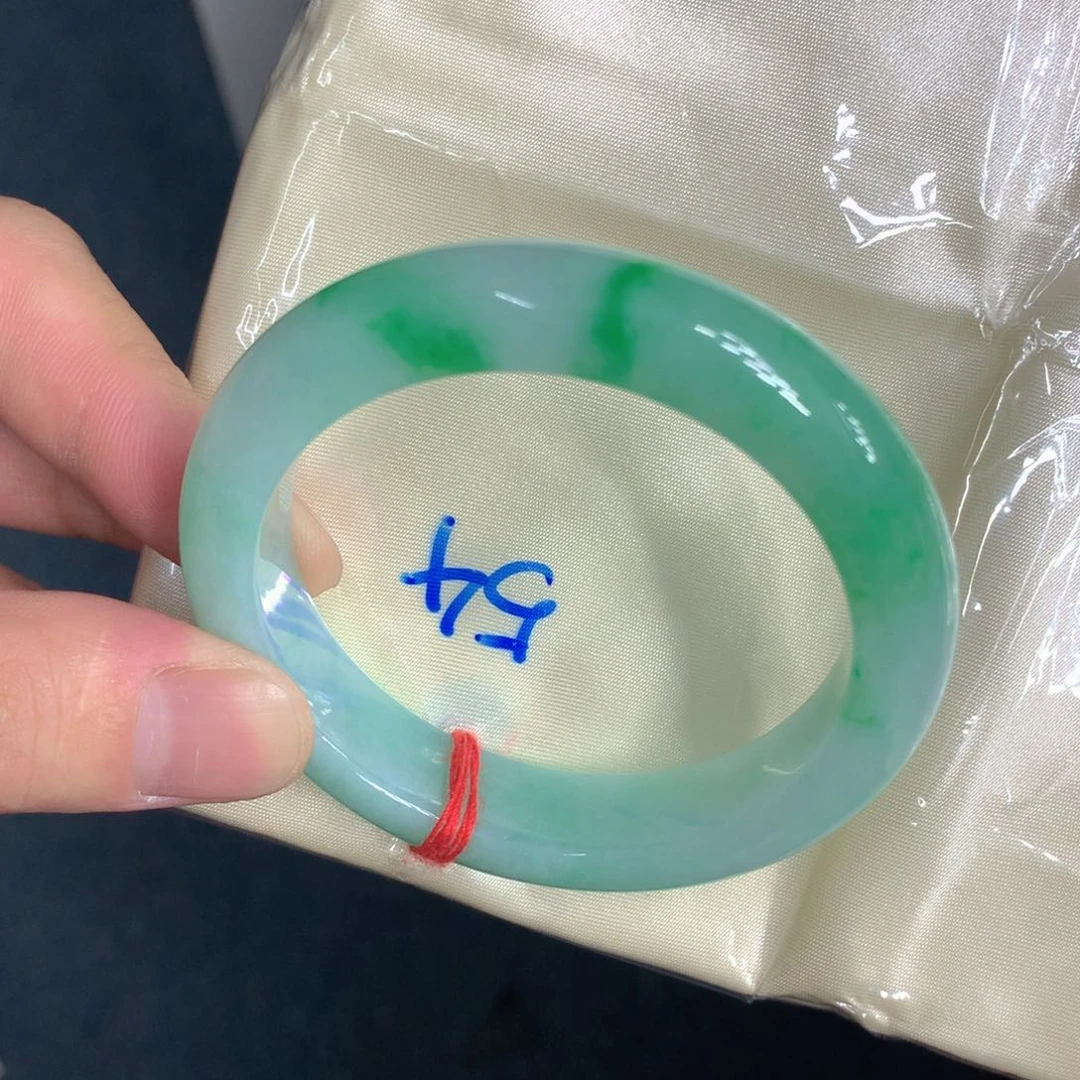 未镶嵌手镯翡翠翡翠