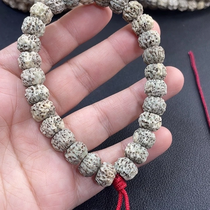 吊坠星月菩提金刚雕刻