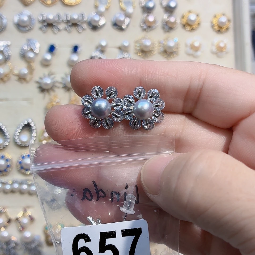 *****淡水珍珠合金耳饰