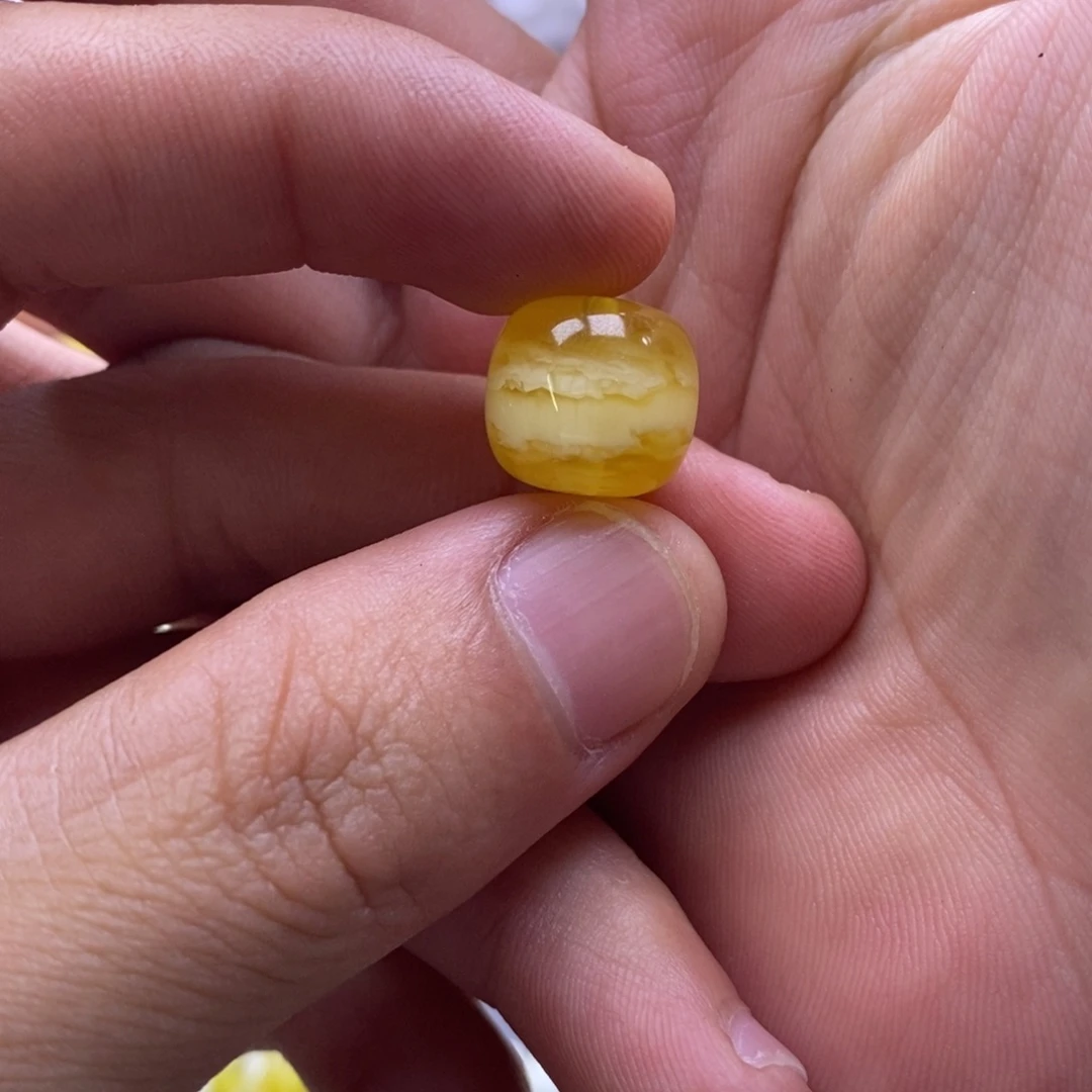 琥珀未镶嵌珠宝奇石13.1mm