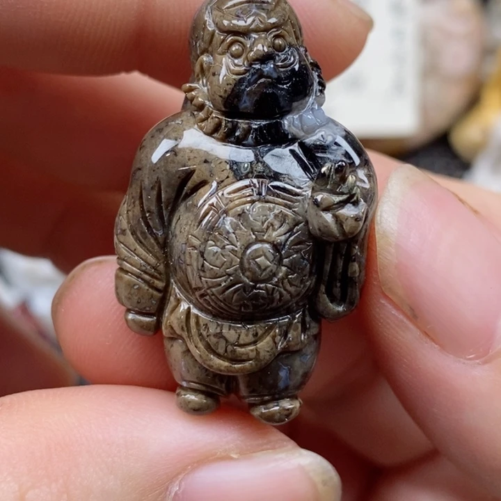 颈饰未镶嵌硅化珊瑚（珊瑚玉）小