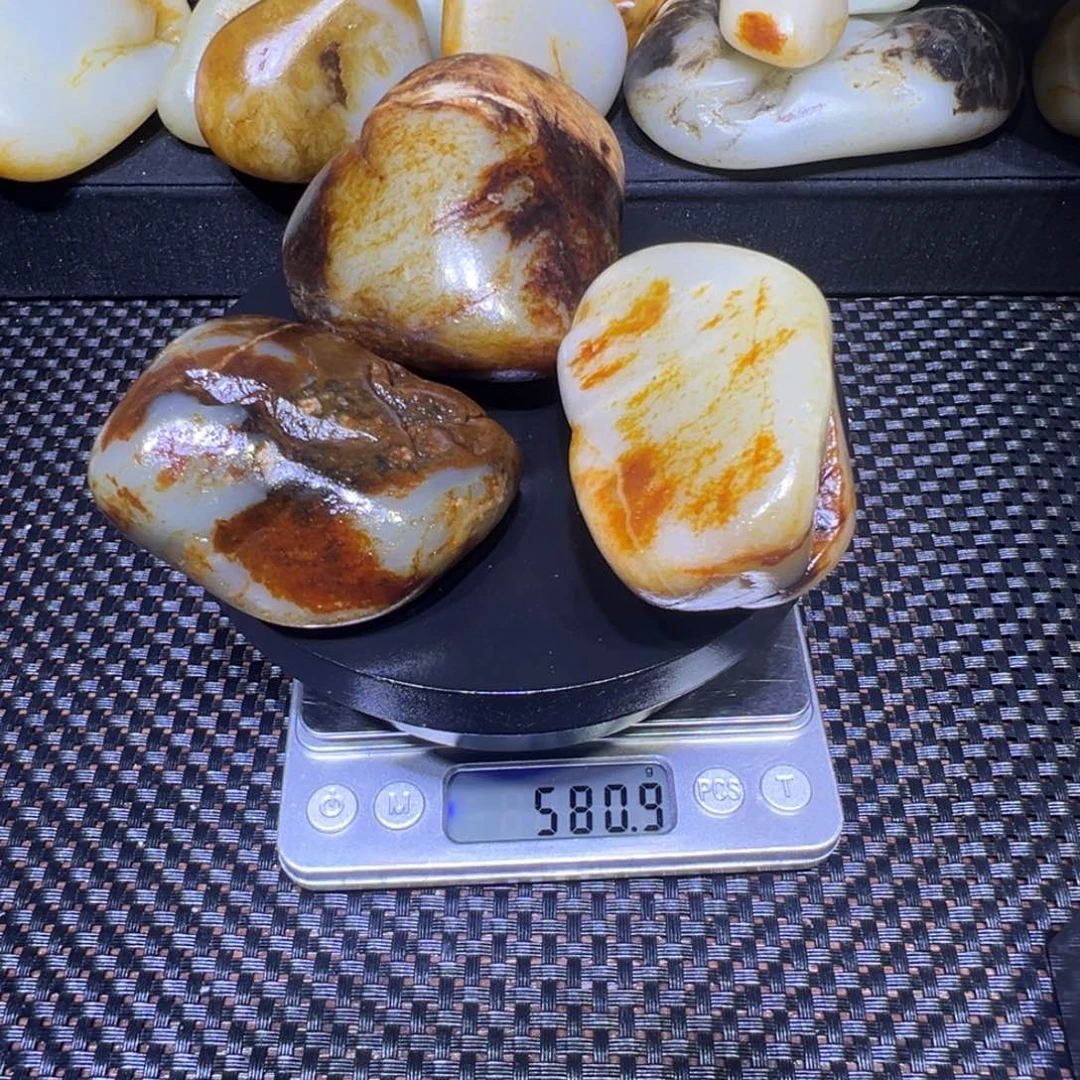 和田玉（子料）未镶嵌吊坠(不含链)580