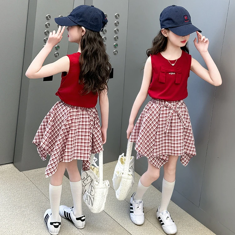 女童夏季洋气套装2025新款6-12岁15无袖背心格子裙时尚休闲两件套