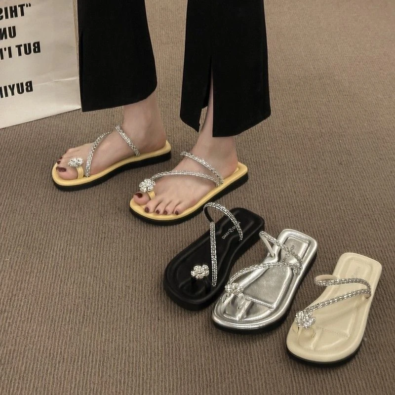 平底法式套趾凉拖鞋女2025夏季新款配裙子绝美花朵水钻度假沙滩鞋