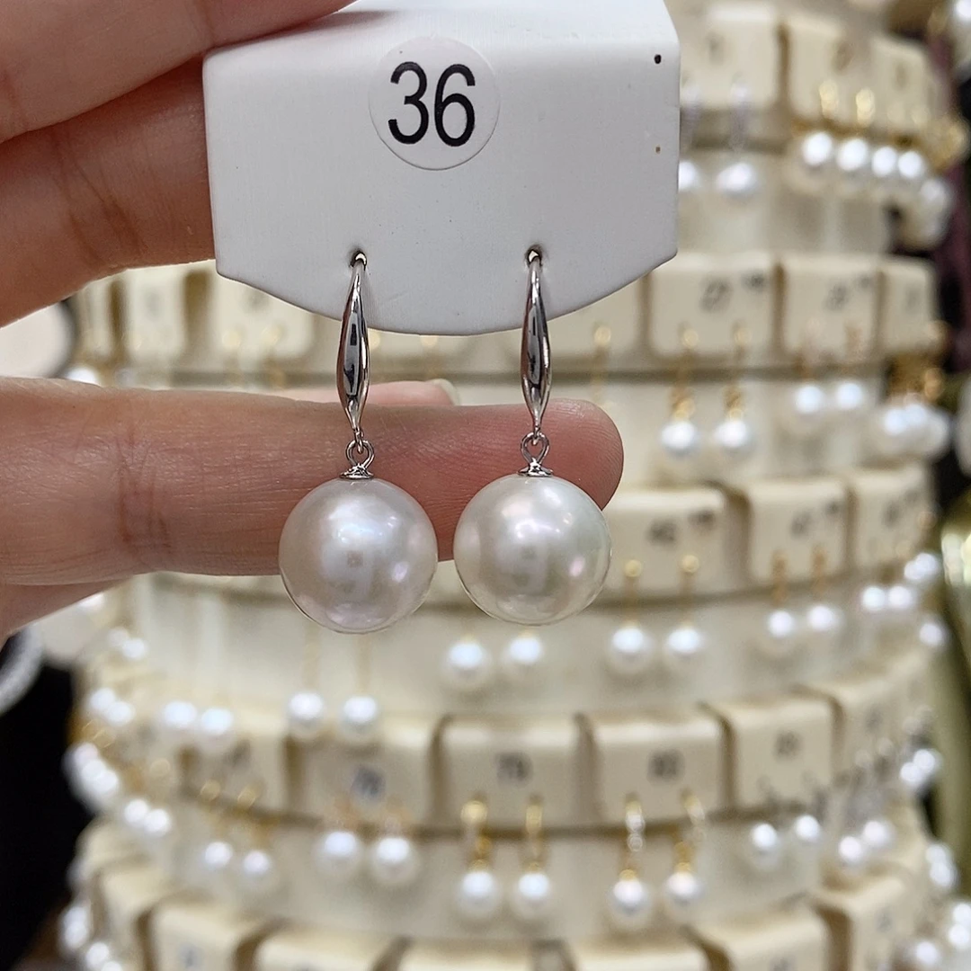 淡水珍珠银S925镶嵌耳饰