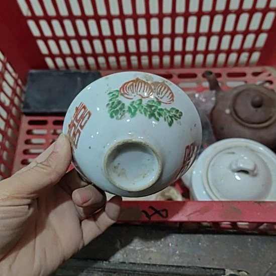 阳***茶陶瓷精美摆件（不退换）