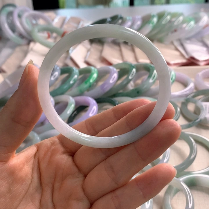 翡翠未镶嵌手镯57.7