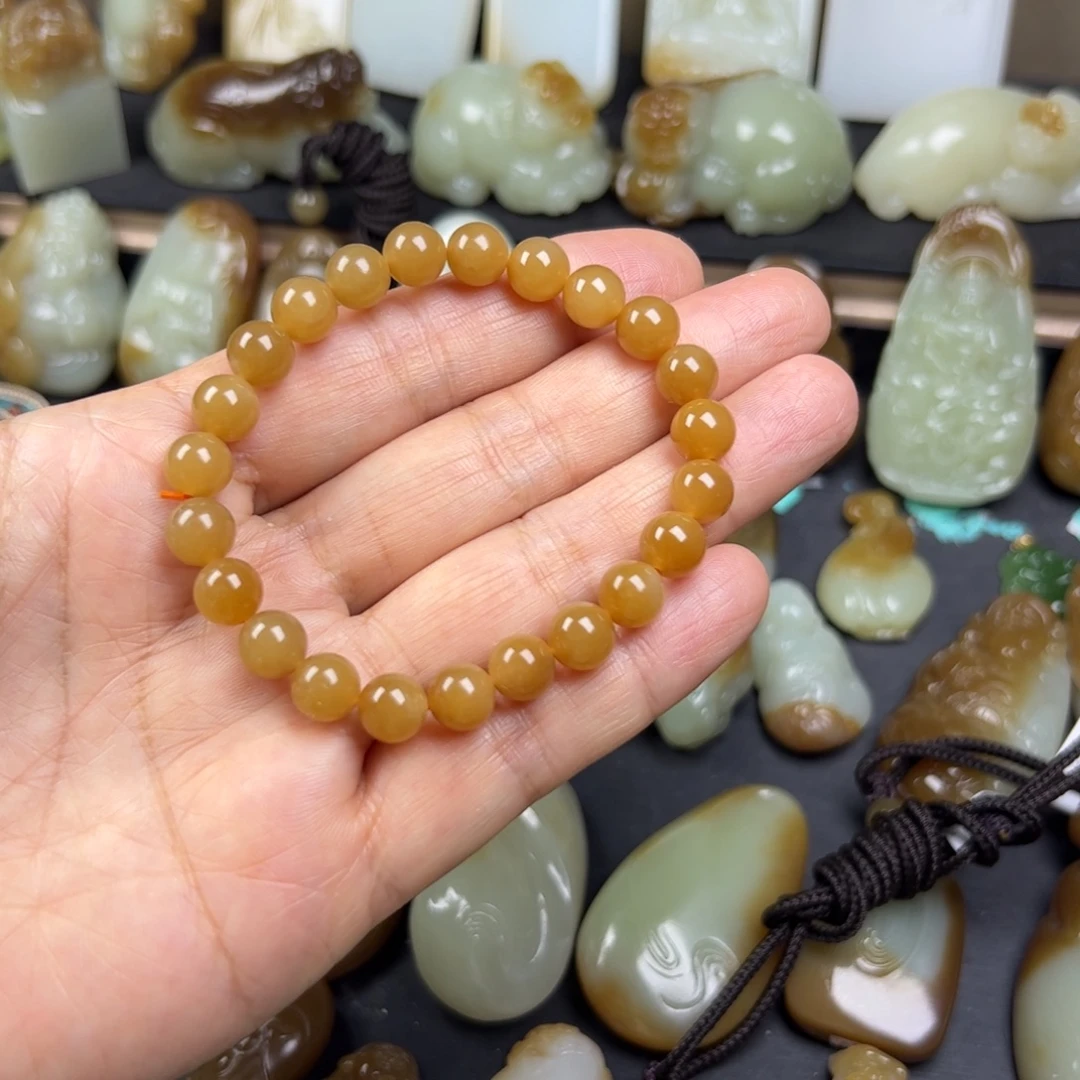 和田玉（糖玉）未镶嵌颈饰