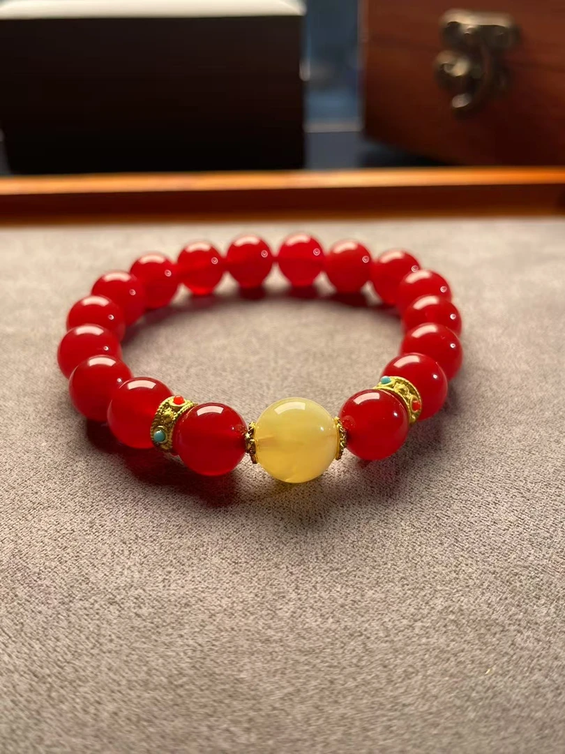 石榴红多宝玛瑙手串