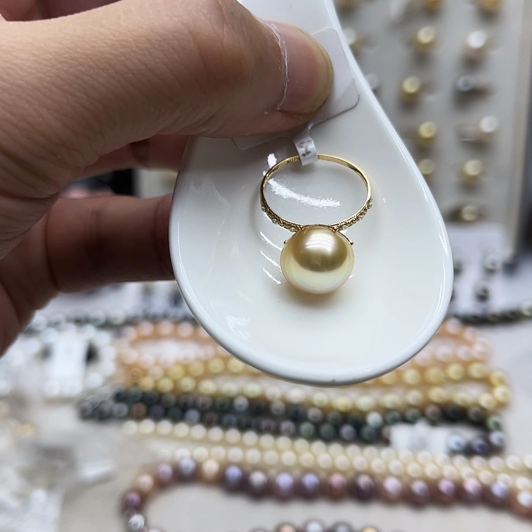 海水珍珠戒指18K金镶嵌