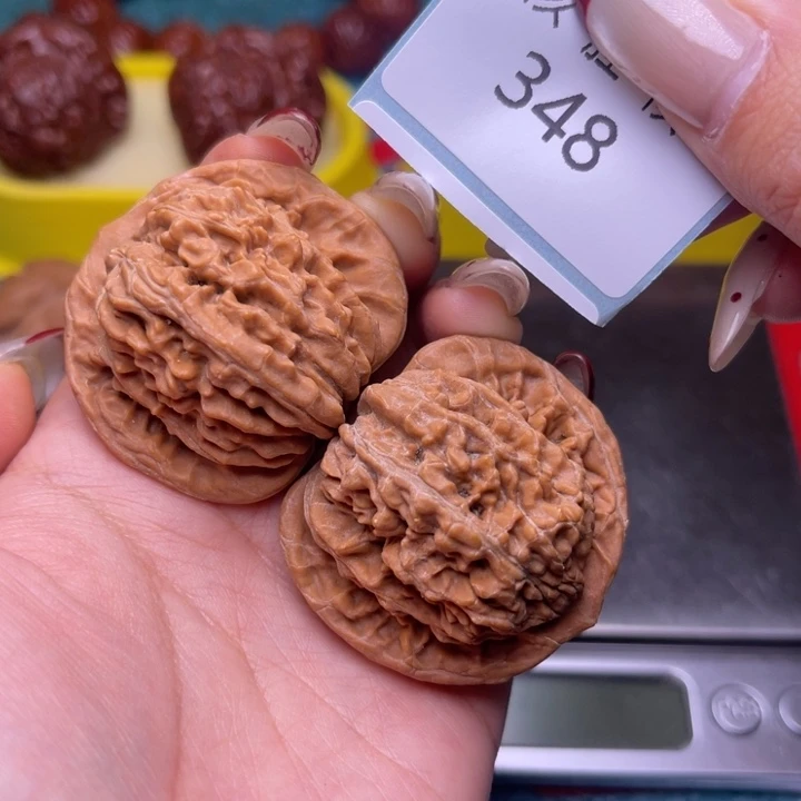 文玩核桃把件四座楼42.348