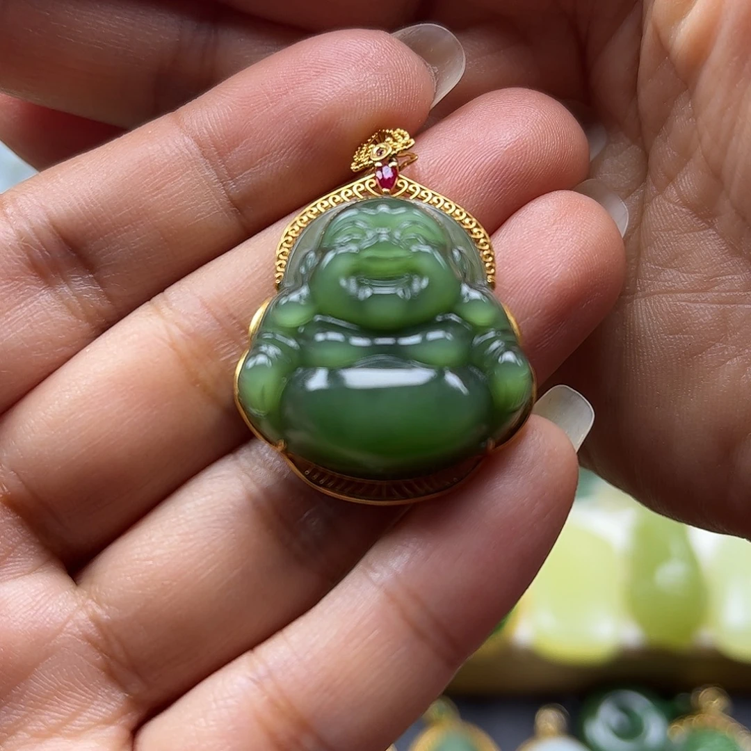 和田玉18K金镶嵌颈饰猫眼