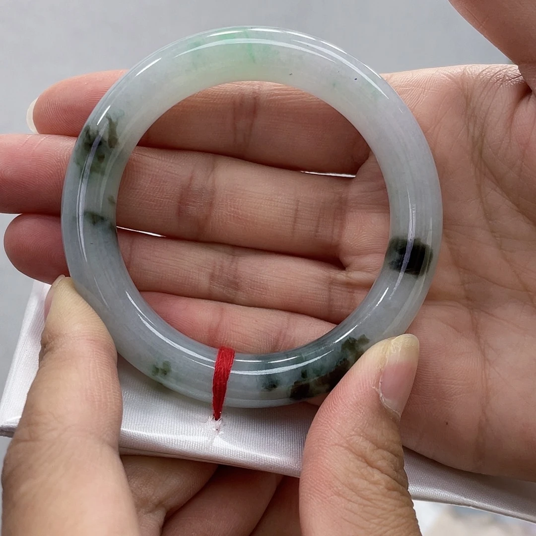 翡翠未镶嵌手镯翡翠