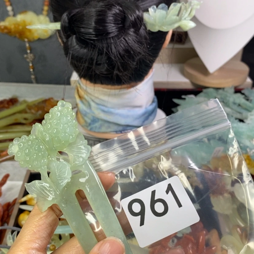 【闪购商品】岫玉发饰未镶嵌溶****星